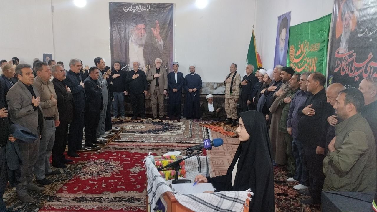استاد حوزه و دانشگاه: آیت‌الله سید مجتبی خامنه‌ای توان هدایت کشور در مسیر پیشرفت را دارند