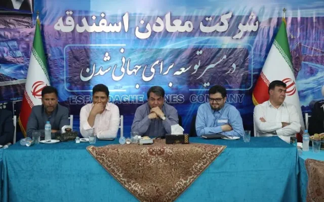 استاندار کرمان: همدلی و همگرایی بزرگ‌ترین تحول در مسیر توسعه شهرستان ارزوئیه است