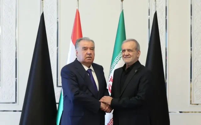پزشکیان: امروز به برکت خون رهبر شهید، ملت ایران منسجم‌تر و یکپارچه‌تر شده است