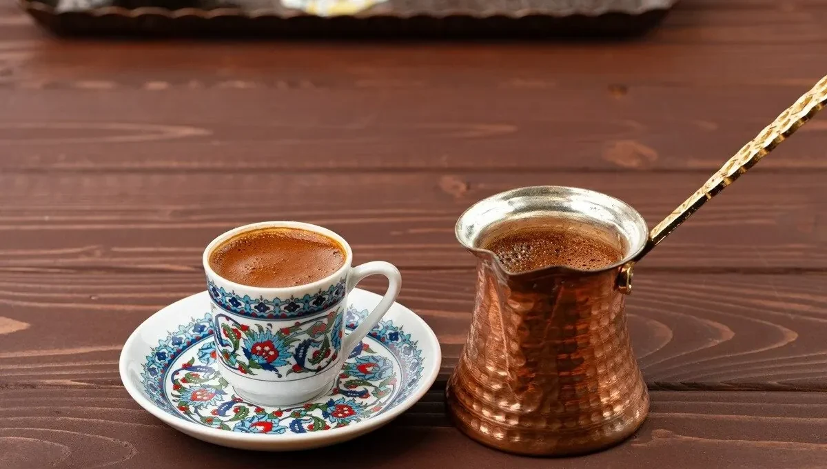 بسیاری هنوز روش دم کردن قهوه ترک بر روی اجاق گاز را نمی‌دانند