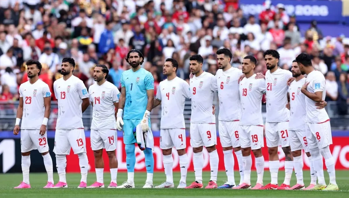 رضا رجبی: بیرانوند سواد اجتماعی ندارد و قلعه‌نویی از مطرح شدن مجسمه خوشحال نیست