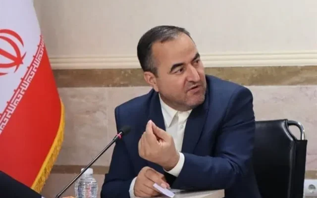 فرماندار اراک: صنایع باید در قبال ورزش مسئولیت‌پذیر باشند