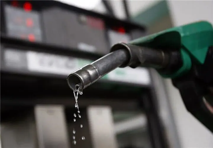 جزئیات طرح انتقال سهمیه سوخت به کارت بانکی؛ سرنوشت سهمیه‌های ۱۵۰۰ و ۳۰۰۰ تومانی چیست؟