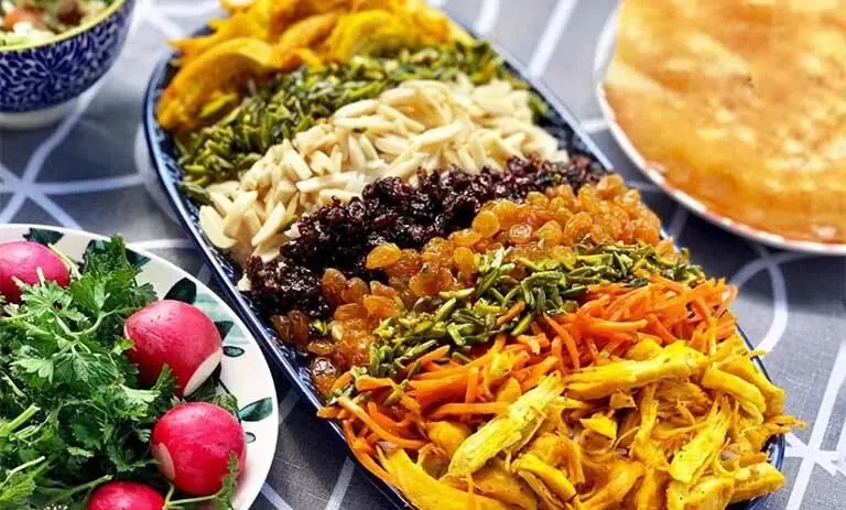 پلو تهرانی هفت رنگ؛ اگر به دنبال اصالت و زیبایی سفره مهمانی خود هستید