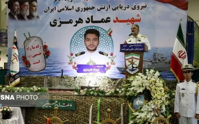 فرمانده نیروی دریایی به ترامپ: چرا جرأت نمی‌کنی یک متر جلوتر بیایی؟