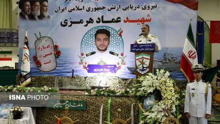 فرمانده نیروی دریایی به ترامپ: چرا جرأت نمی‌کنی یک متر جلوتر بیایی؟
