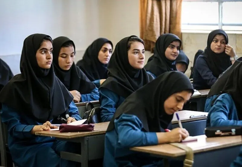 آموزش ۳۰ هزار مشاور و مربی برای پیشگیری از اعتیاد در مدارس