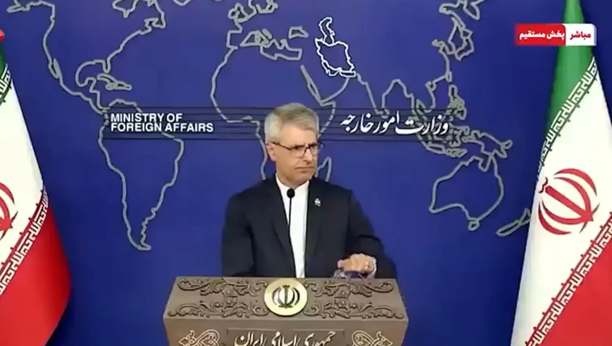 پوکر | سخنگوی وزارت خارجه: شطرنج و پوکر را به صورت ترکیبی بازی می‌کنیم!